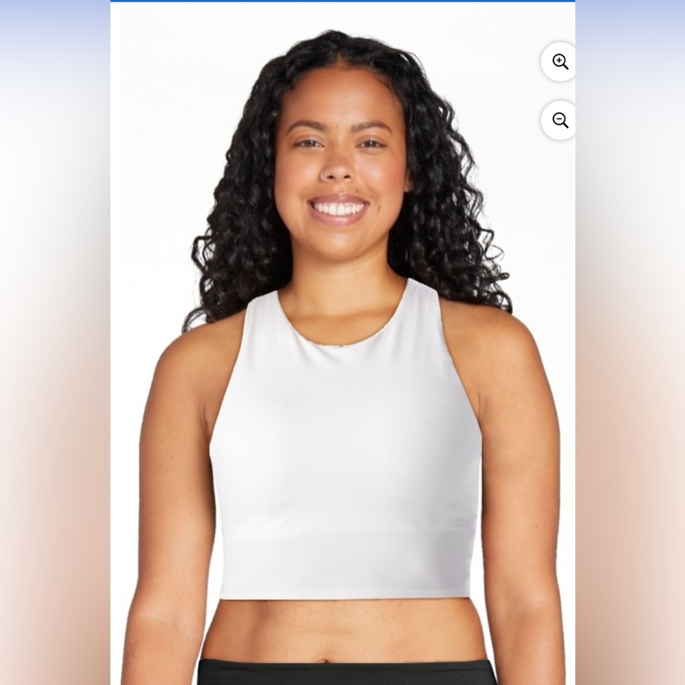 AVIA women’s low support trainer crop sports bra; size: M(D-DD)